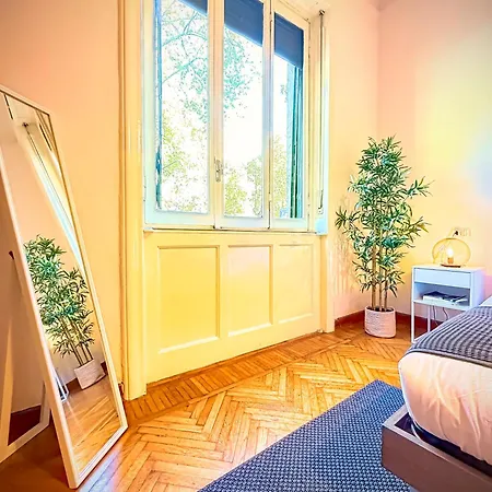 Train Station - Zara 67